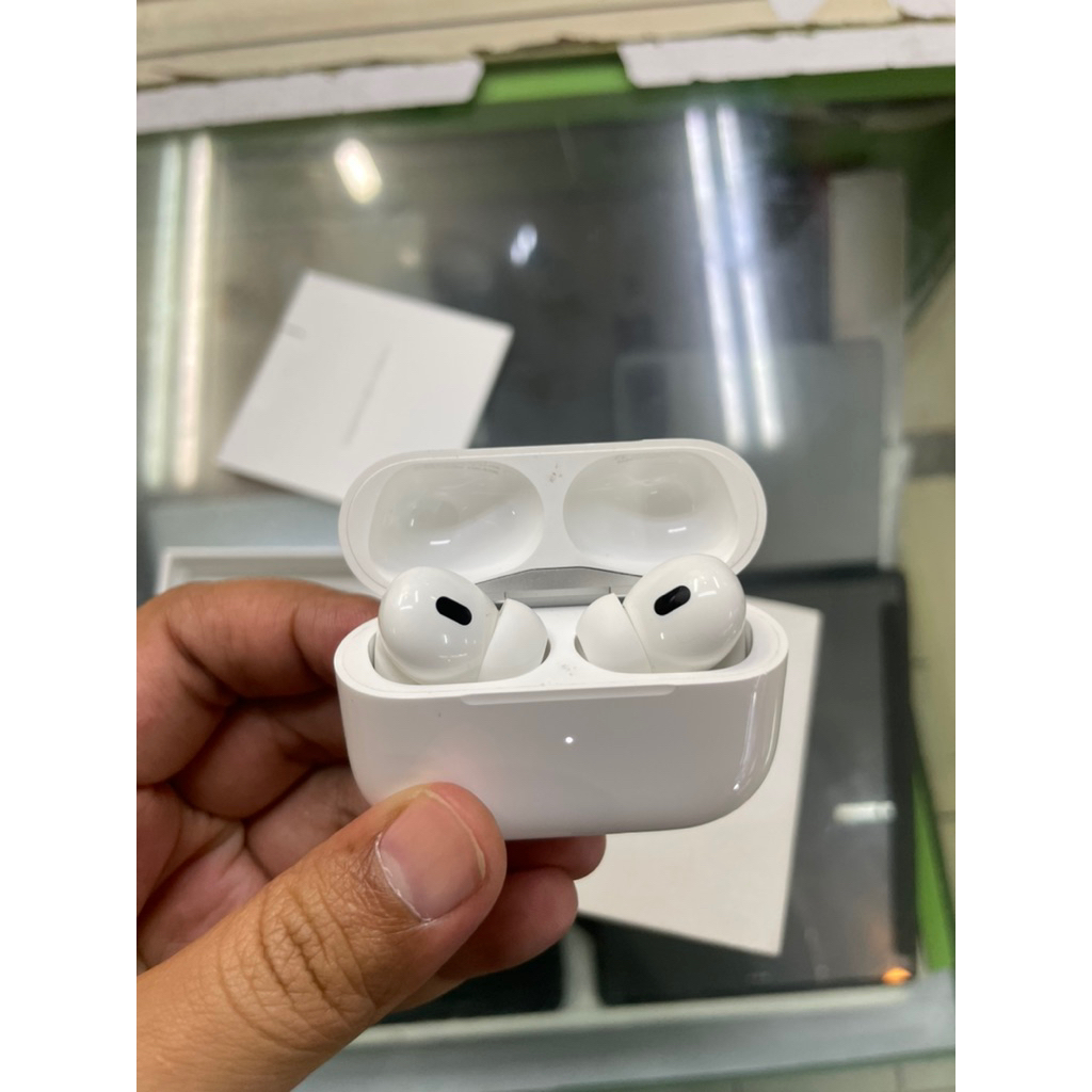 apple Airpods pro Gen 2 usb C original 100% bekas resmi indonesia