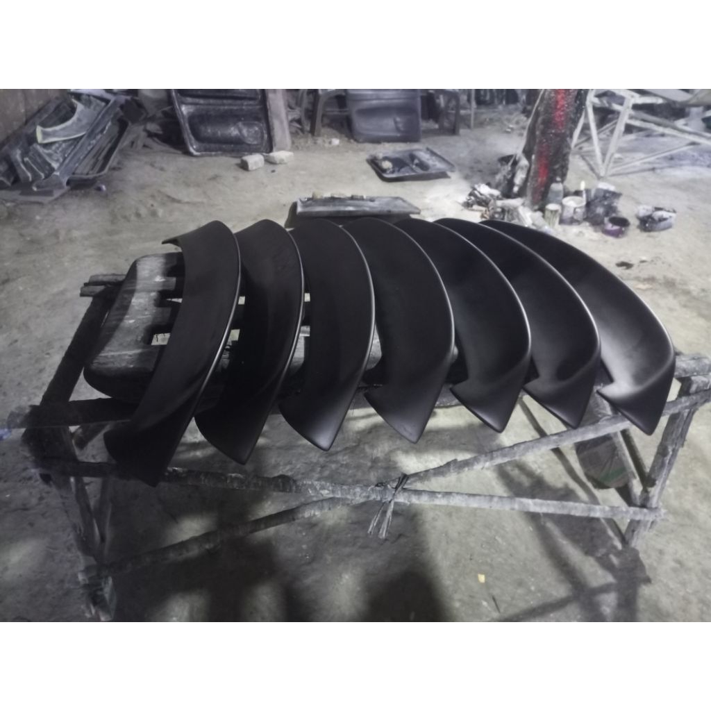 spoiler spoon calya sigra