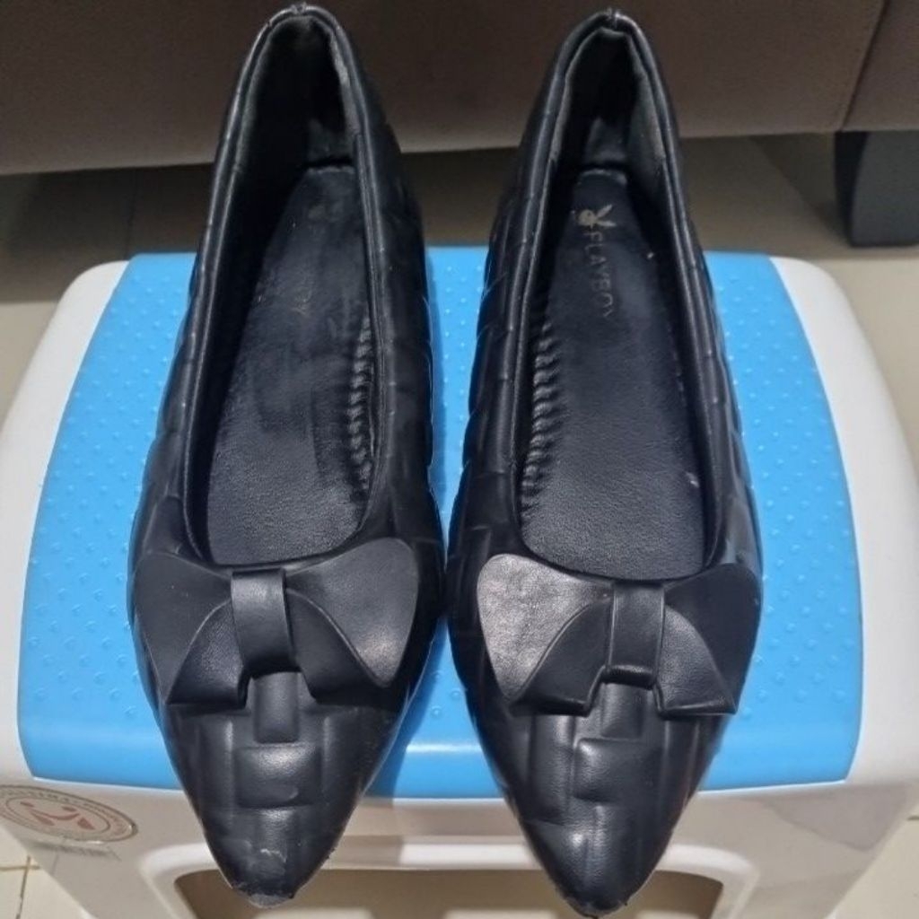 Sepatu flat shoes merk playboy original size 37 preloved pribadi