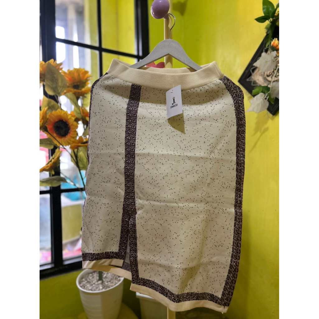 ROK RAJUT IMPORT 7/8 ASIMETRIS - BROKEN WHITE