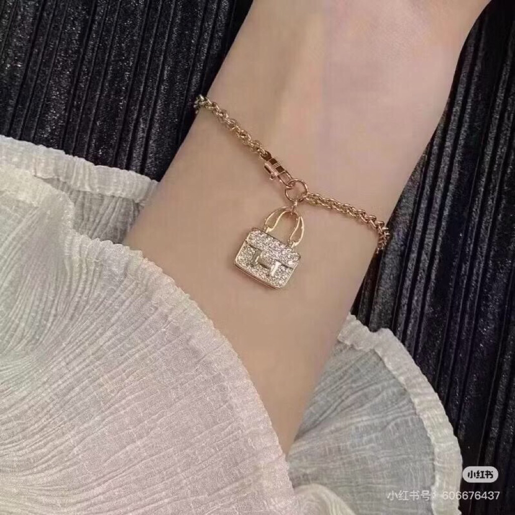 Gelang Tangan Rantai Wanita Liontin Tas Aksesoris Titanium Rosegold