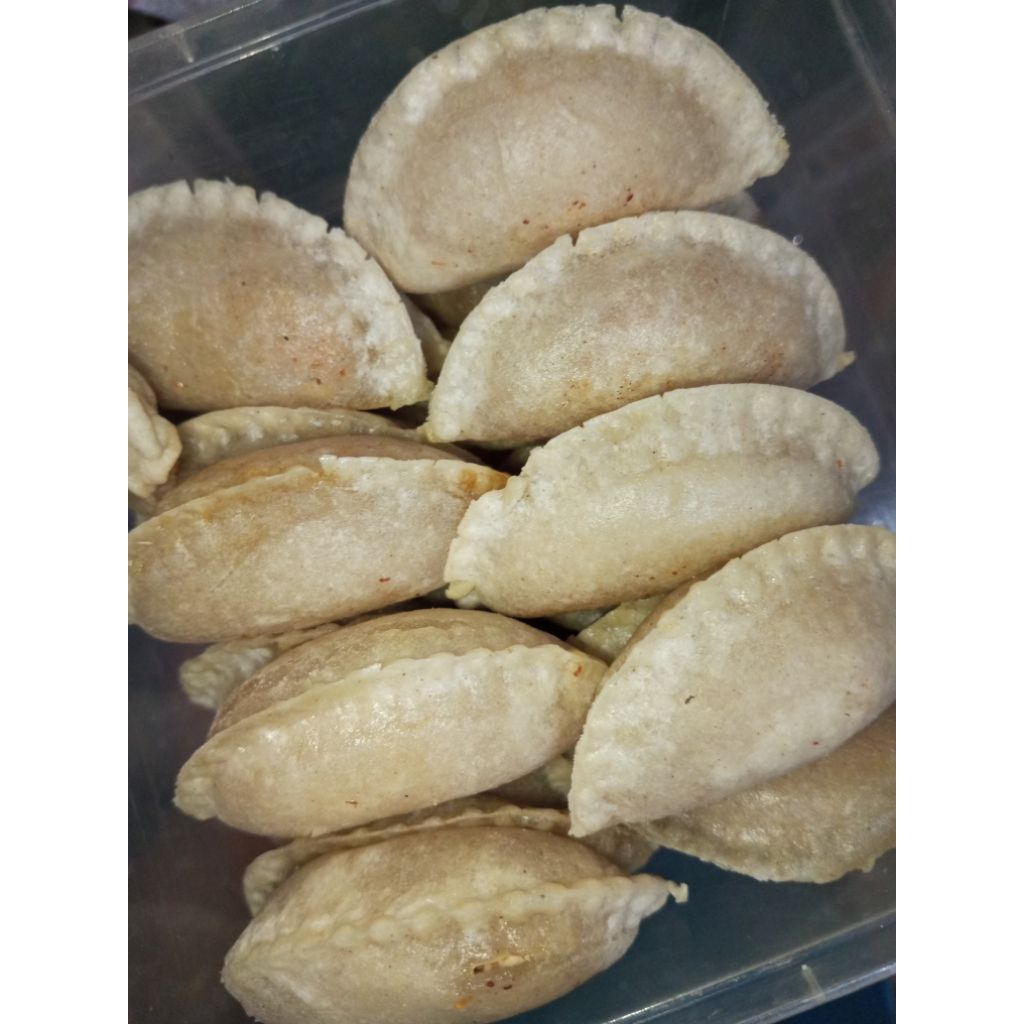 

Cireng isi ayam suwir pedas/ORI