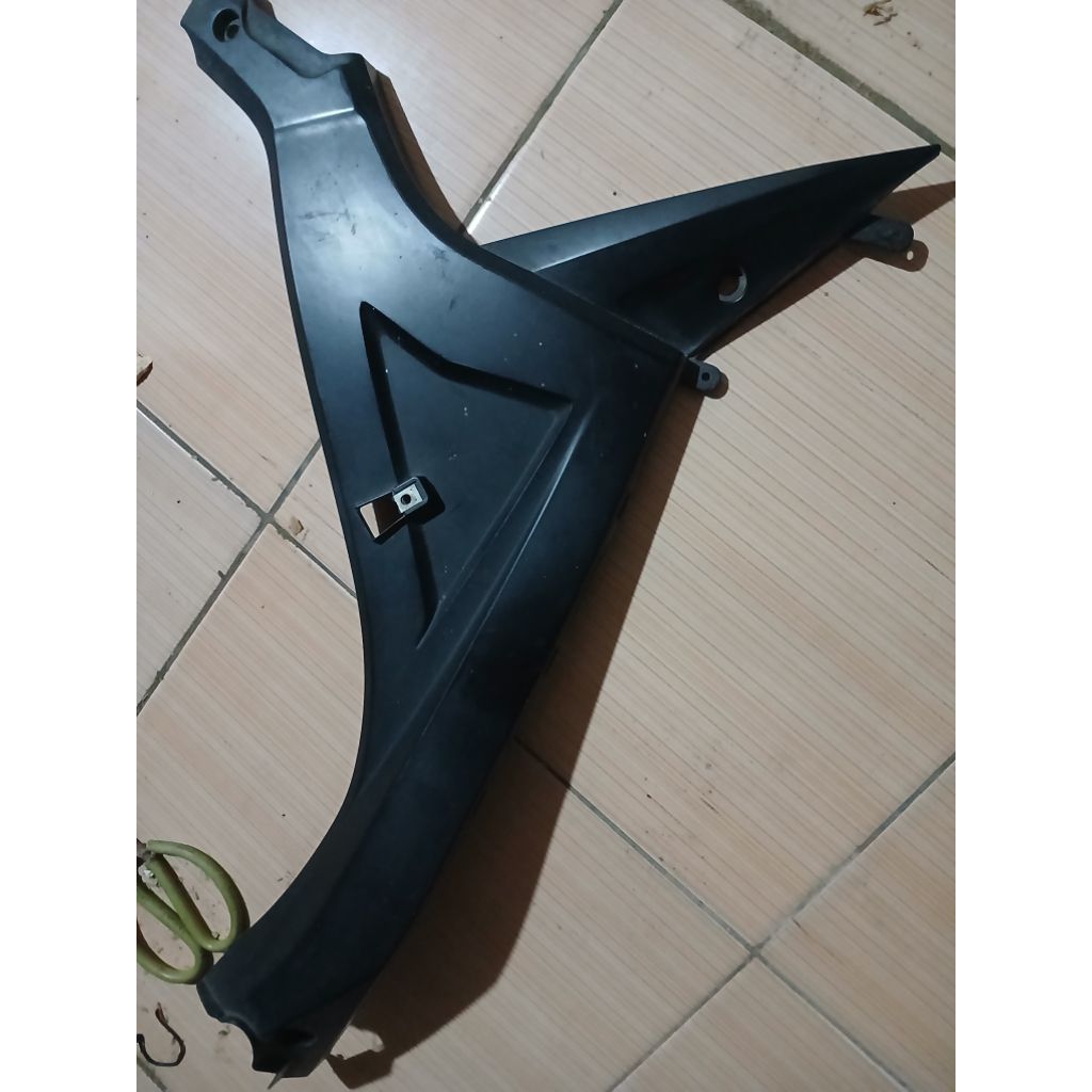 Body Cover Rangka GsxR kanan kiri