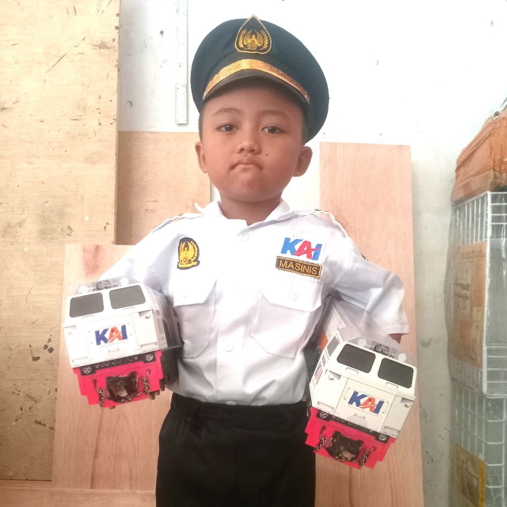 Kereta api mainan cc206