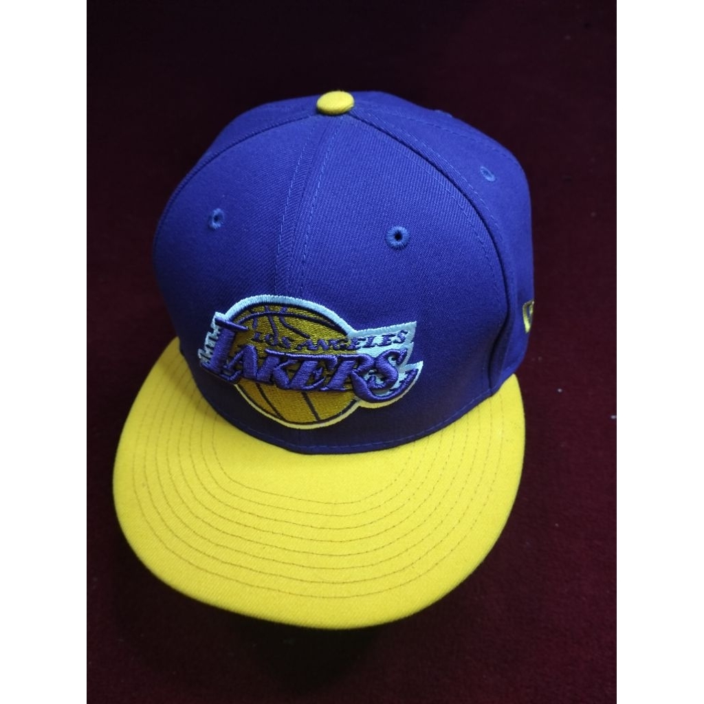 Topi NBA LA Lakers New Era 59FIFTY Fitted Hat Biru Kuning Original - Size 7 3/8 (58.7cm)