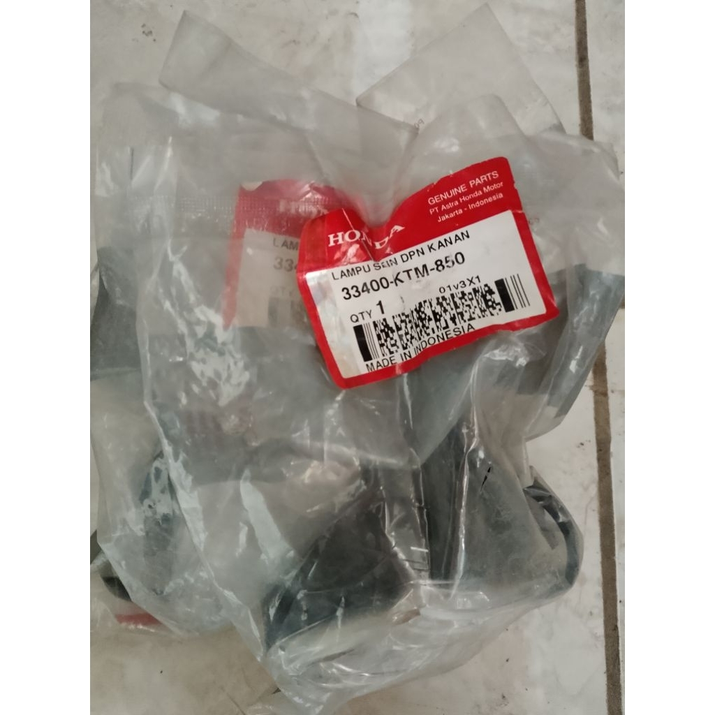 33400-KTM-850 LAMPU SEIN SEN KANAN DEPAN HONDA SUPRA X 125 OLD LAMA ORIGINAL AHM 33400KTM850