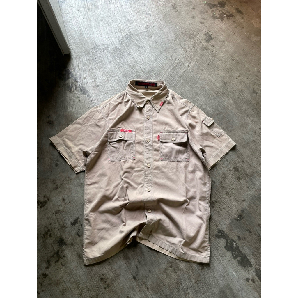 kemeja ecko untld