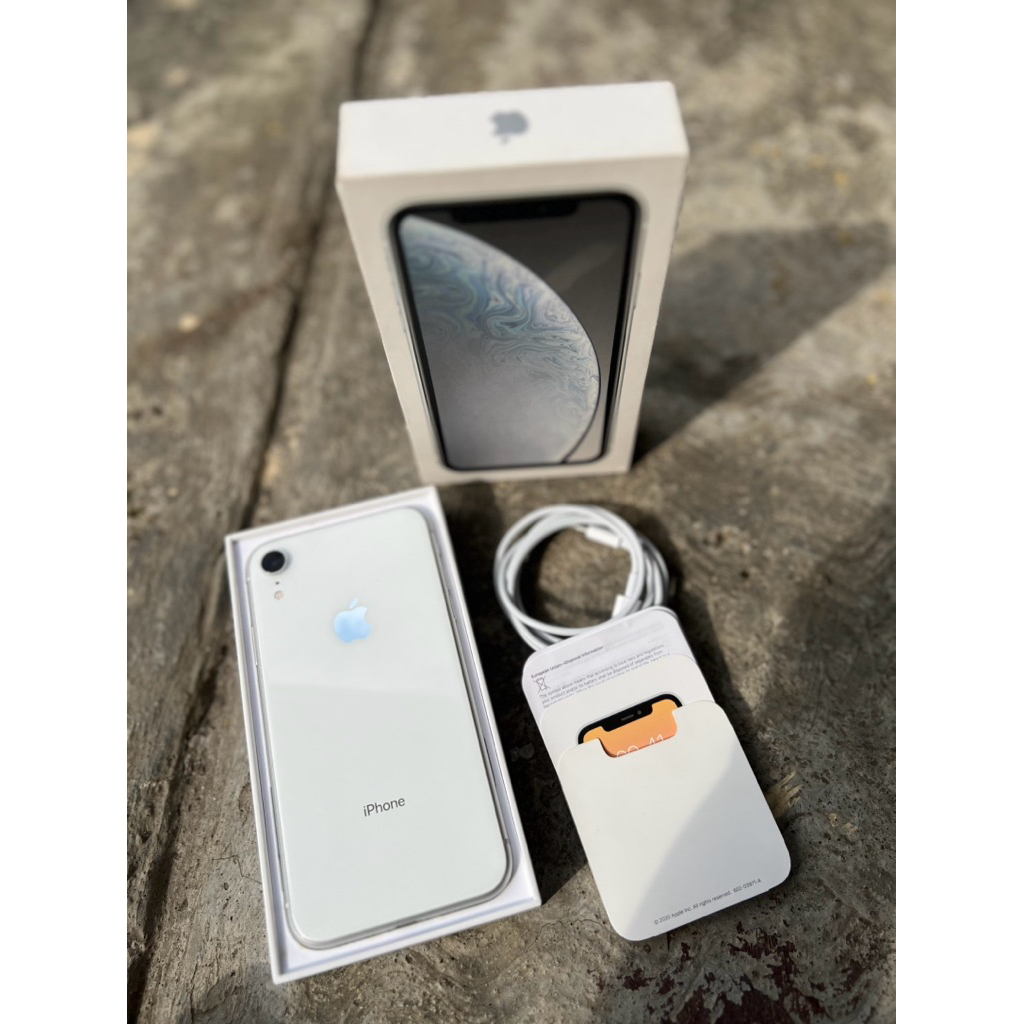 iphone Xr 128Gb white ex ibox fullset dus tipis
