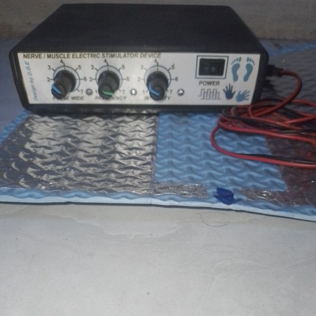 TENS TERAPI DENYUT LISTRIK SYARAF & OTOT