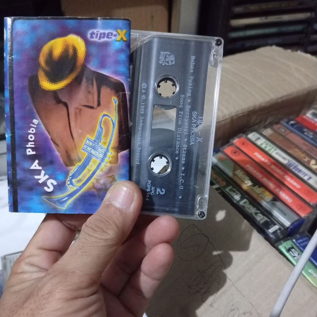 kaset pita tipe x ska phobia