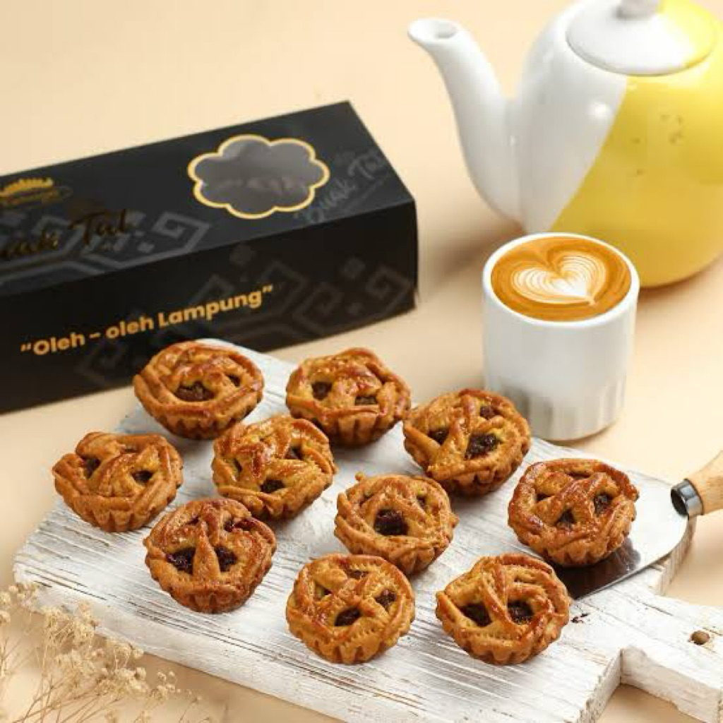 

KUE BUAKTAT KHAS LAMPUNG 1 BOX ISI @10 PCS