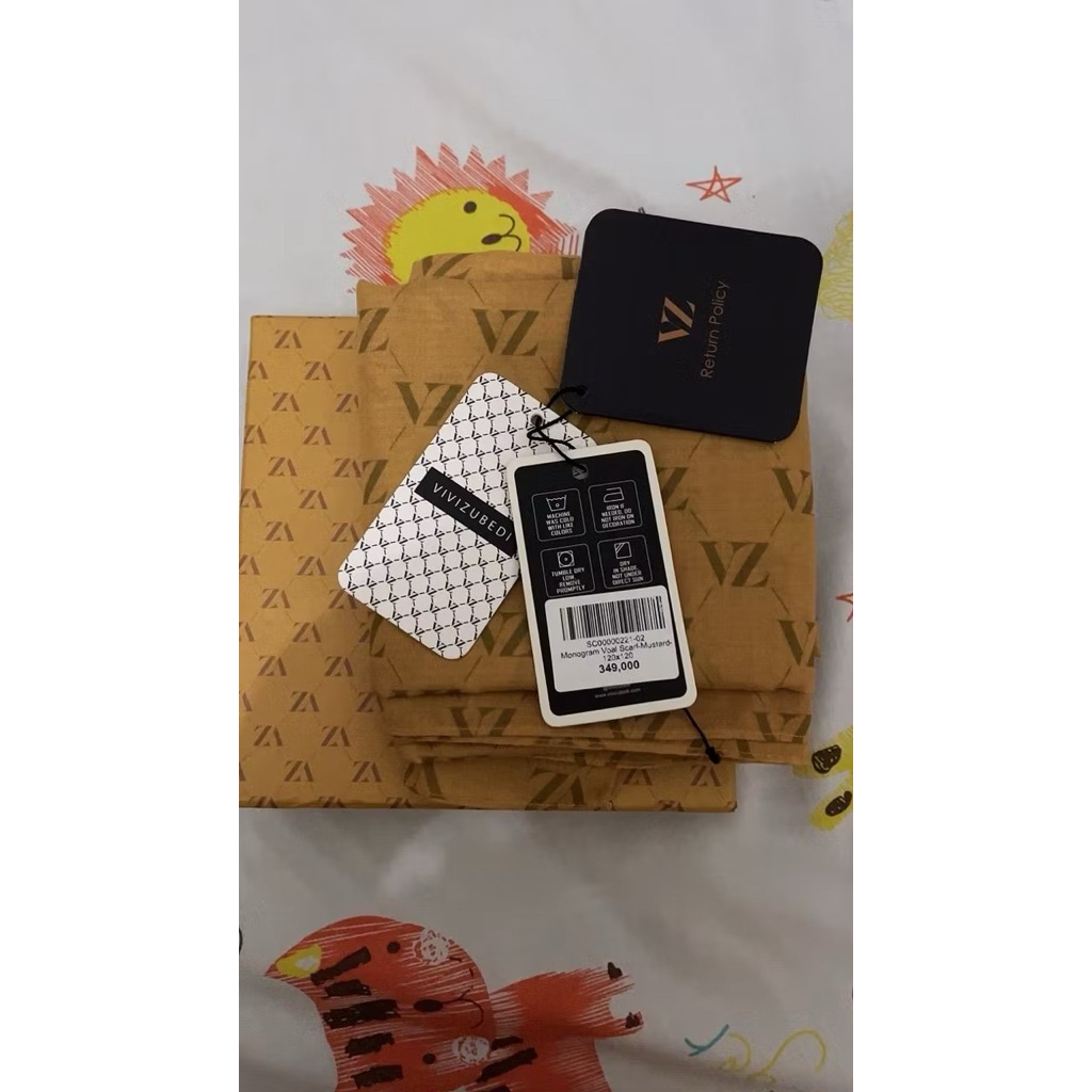 preloved monogram scarf VZ