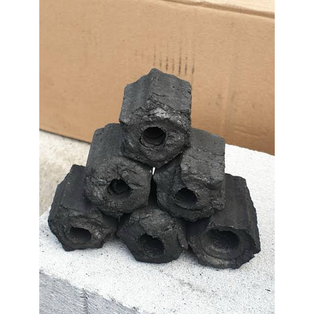 ARANG BRIKET SAWDUST CHARCOAL FOR BBQ / ARANG BRIKET SAWDUST / ARANG BRIKET SAWDUST CHARCOAL (9kg)