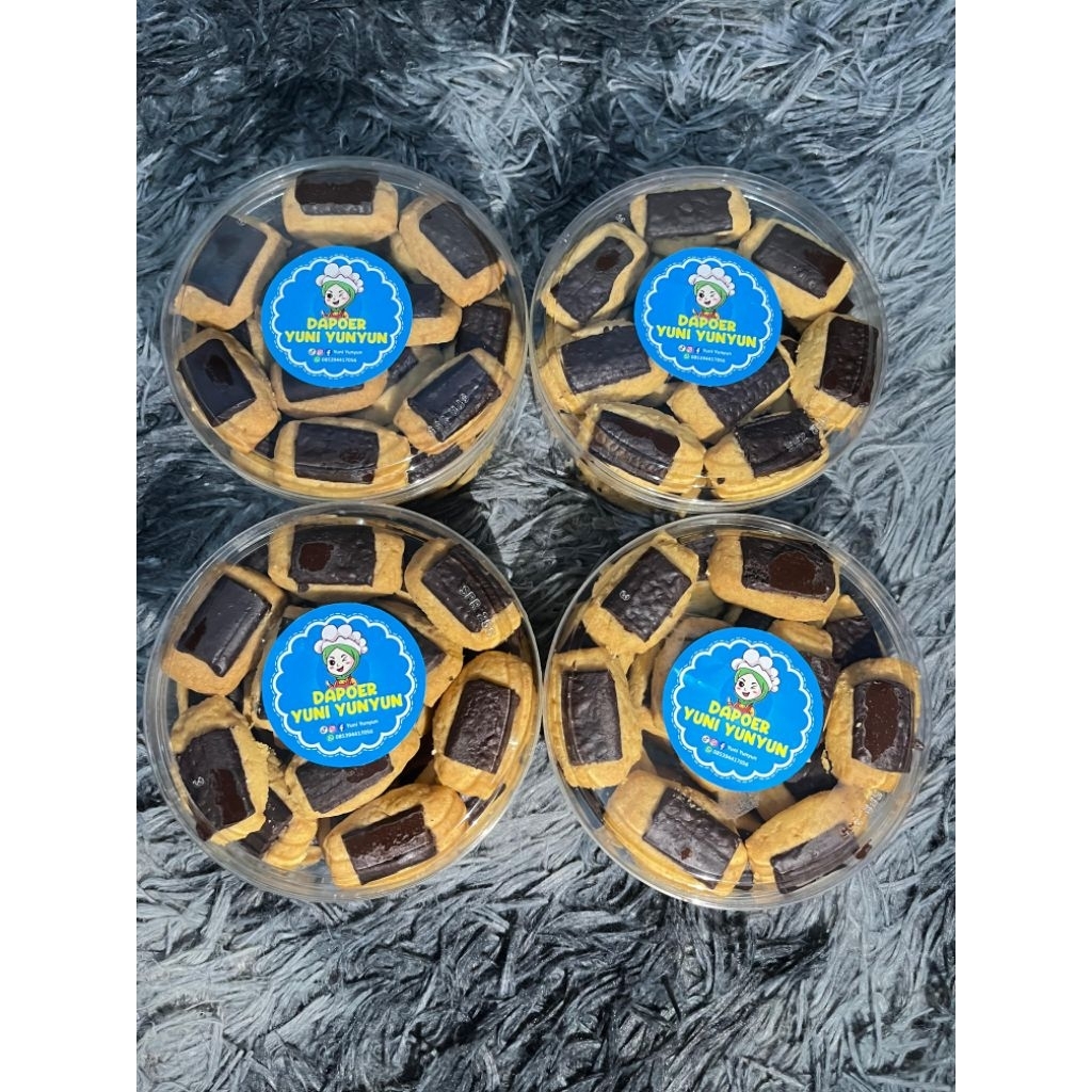 

Kue Kering Coklat Stik Keju