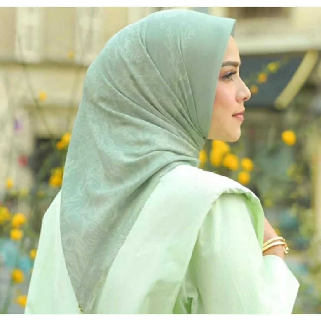 Buttonscarves Elmar Minorca cloudy