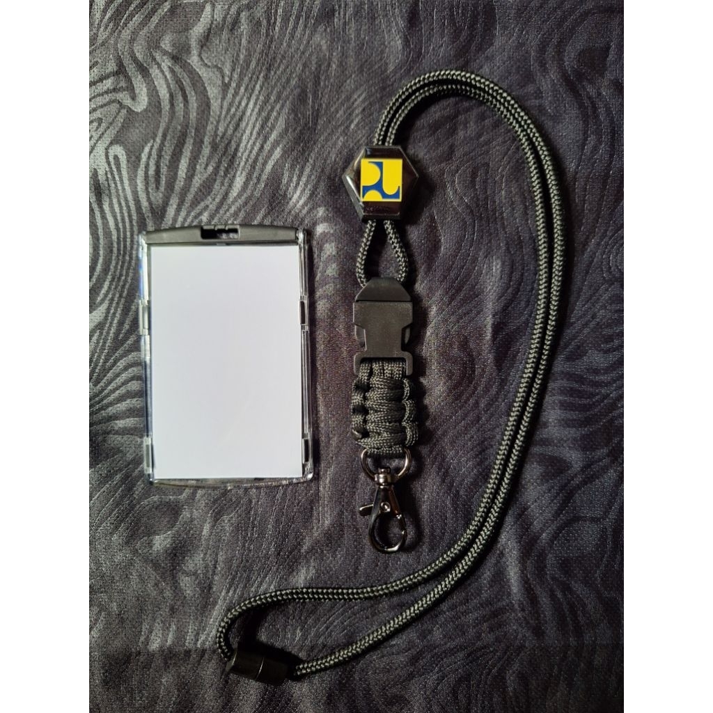 

Lanyard ID Card + Holder Mika Logo PU Model Tactical