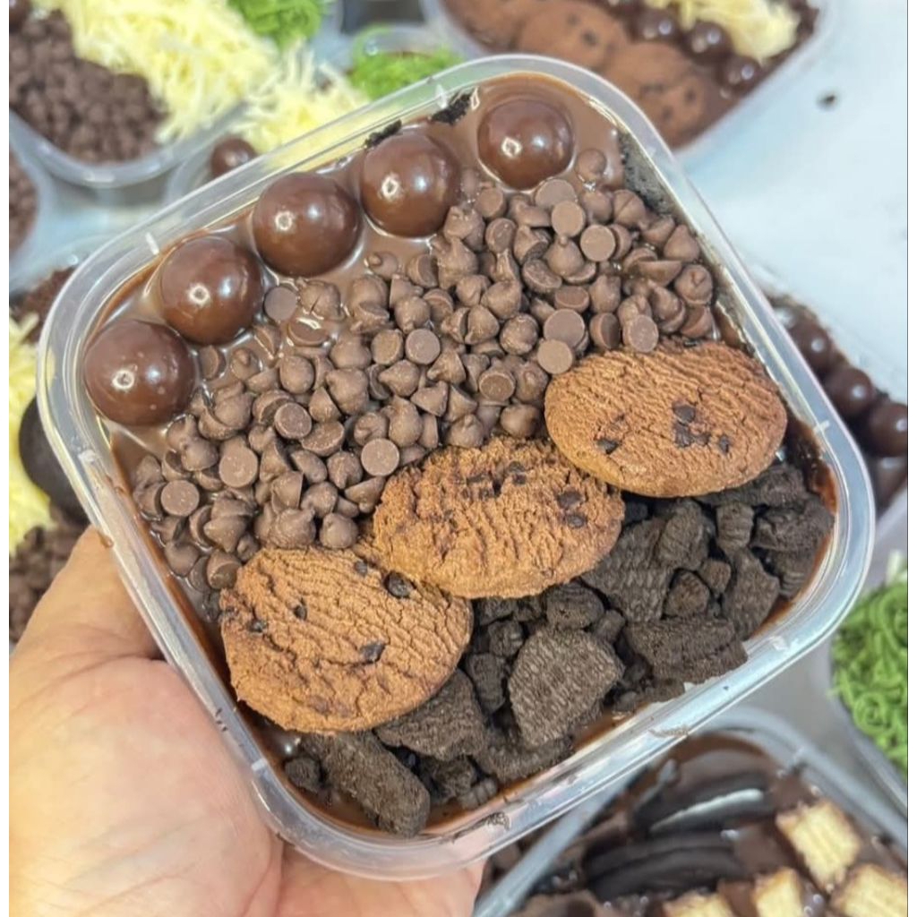 

Brownis Kukus Coklat Lumer Bronis Mix Topping