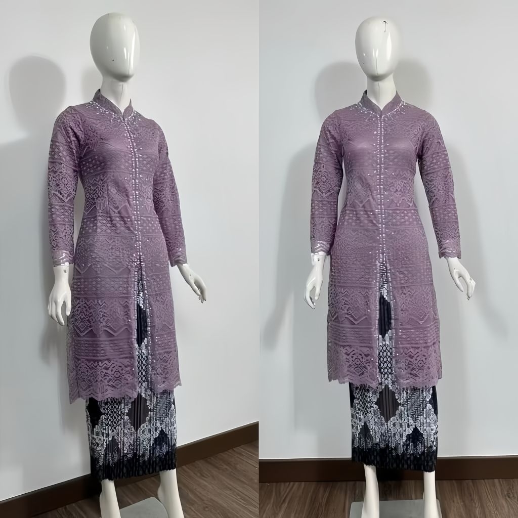 Kebaya Brukat Payet Lurus Belah Depan Kombinasi Rok Plisket Batik