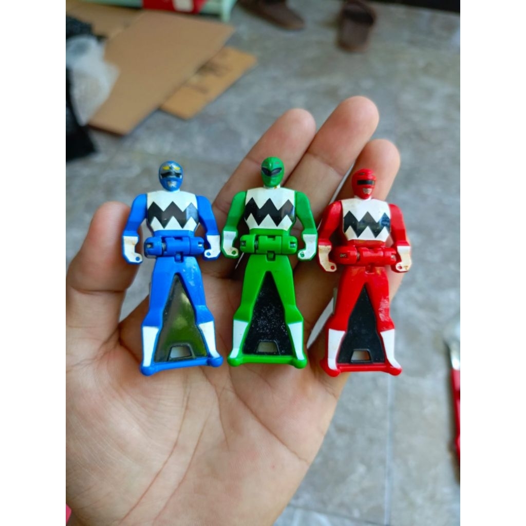 set figure rangerkey power ranger lost in galaxy