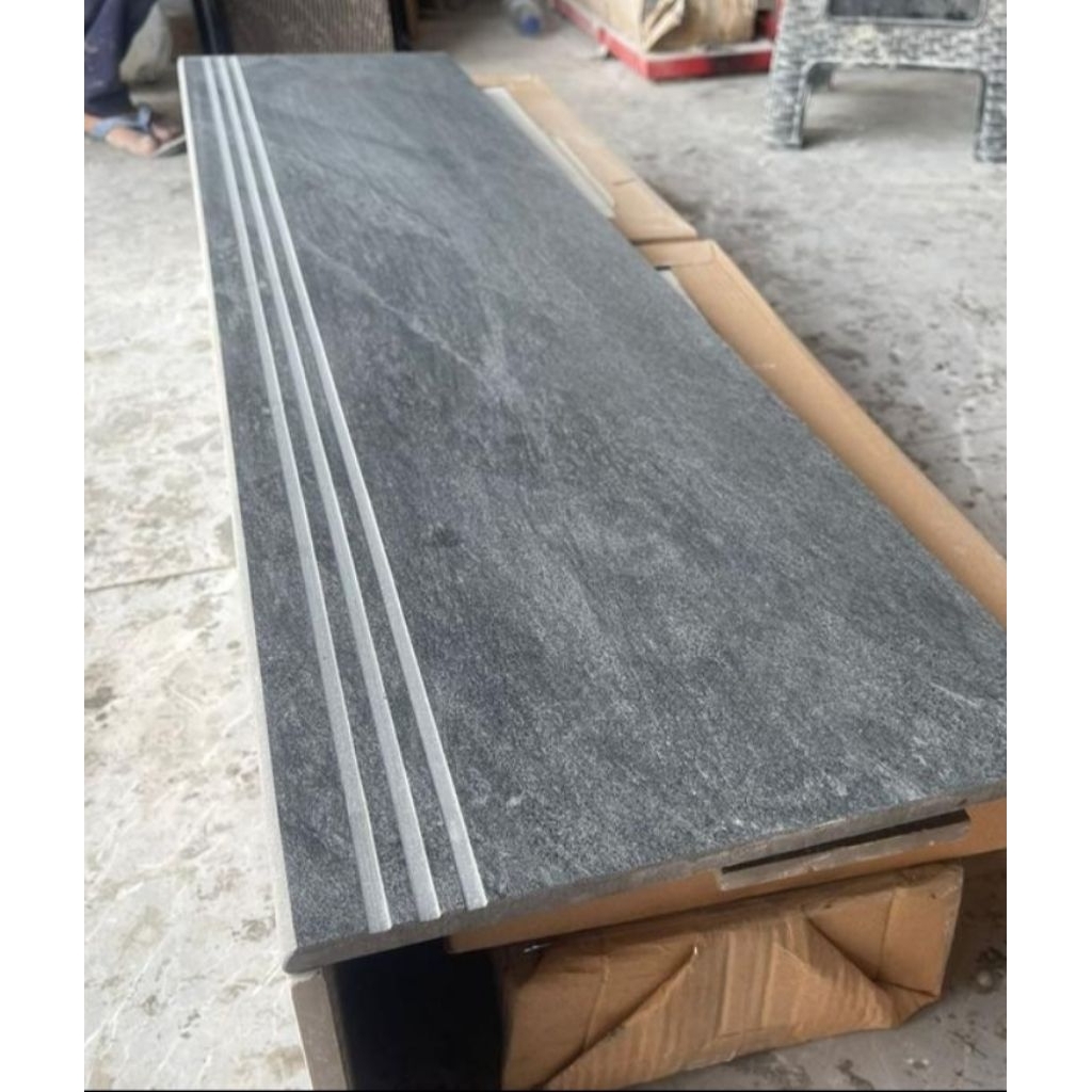 Granit Pijakan Tangga 30×100 20×100 Roman abu grey textur doff