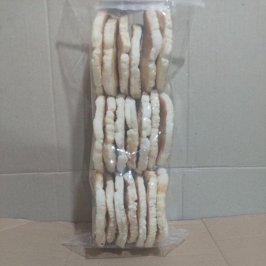 

KEMPLANG PANGGANG GABUS PALEMBANG UKURAN KANCING BESAR