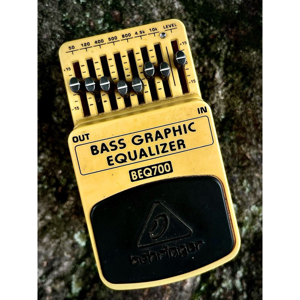 Efek Behringer Bass Equalizer BEQ700 (Bekas/Second)