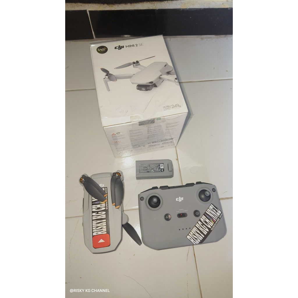 drone DJI MINI 2 SE Basic Rasa Combo