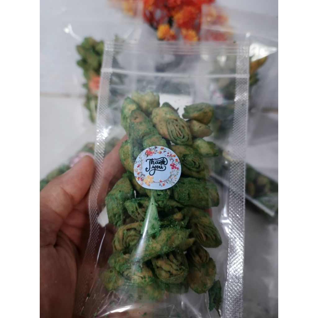 

KRIPANG(kripik pangsit)Rumput Laut