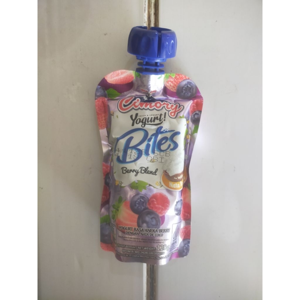 

Cimory Yogurt Bites Berry Blends 120Gr