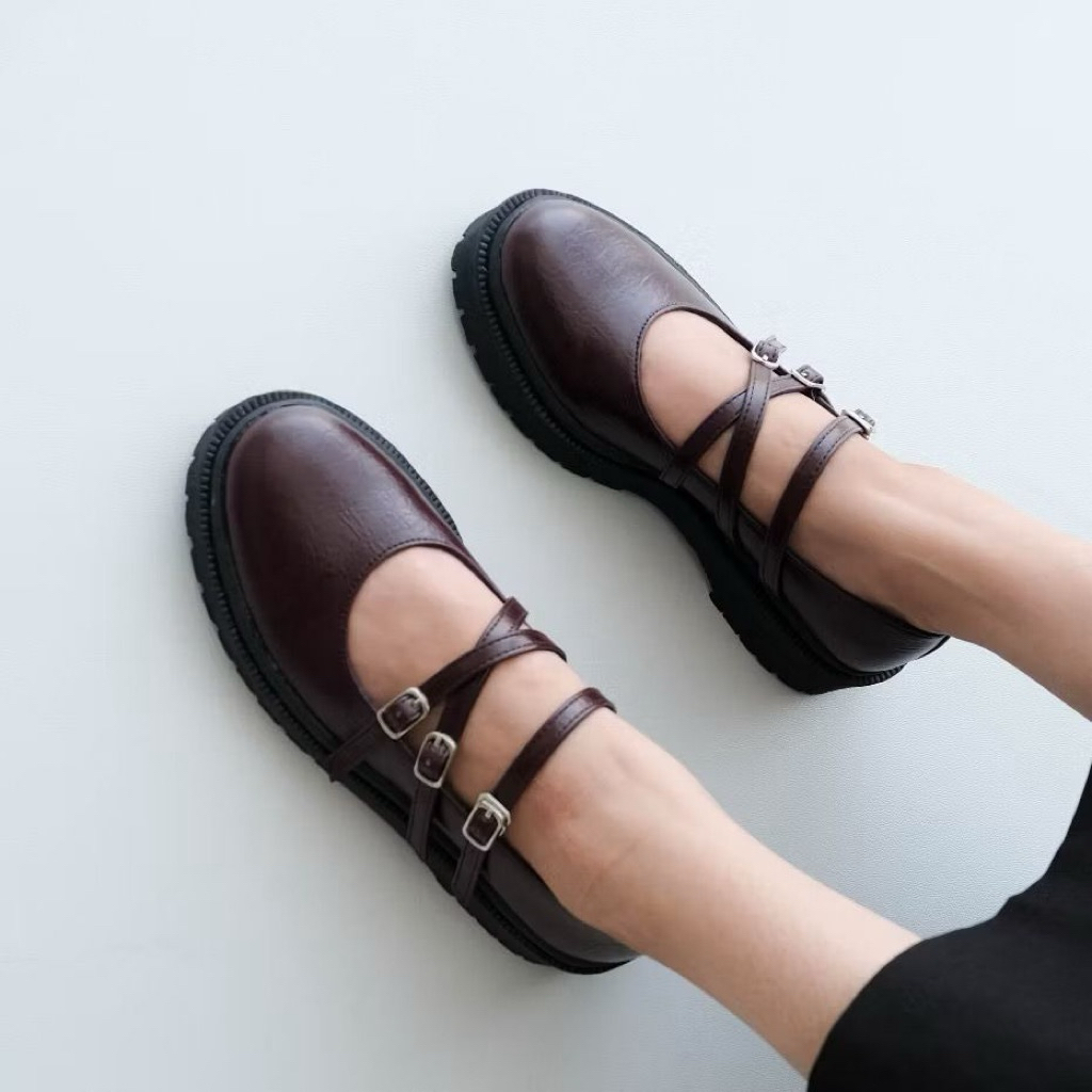 C12 Zora Shoes Sepatu Kulit Wanita