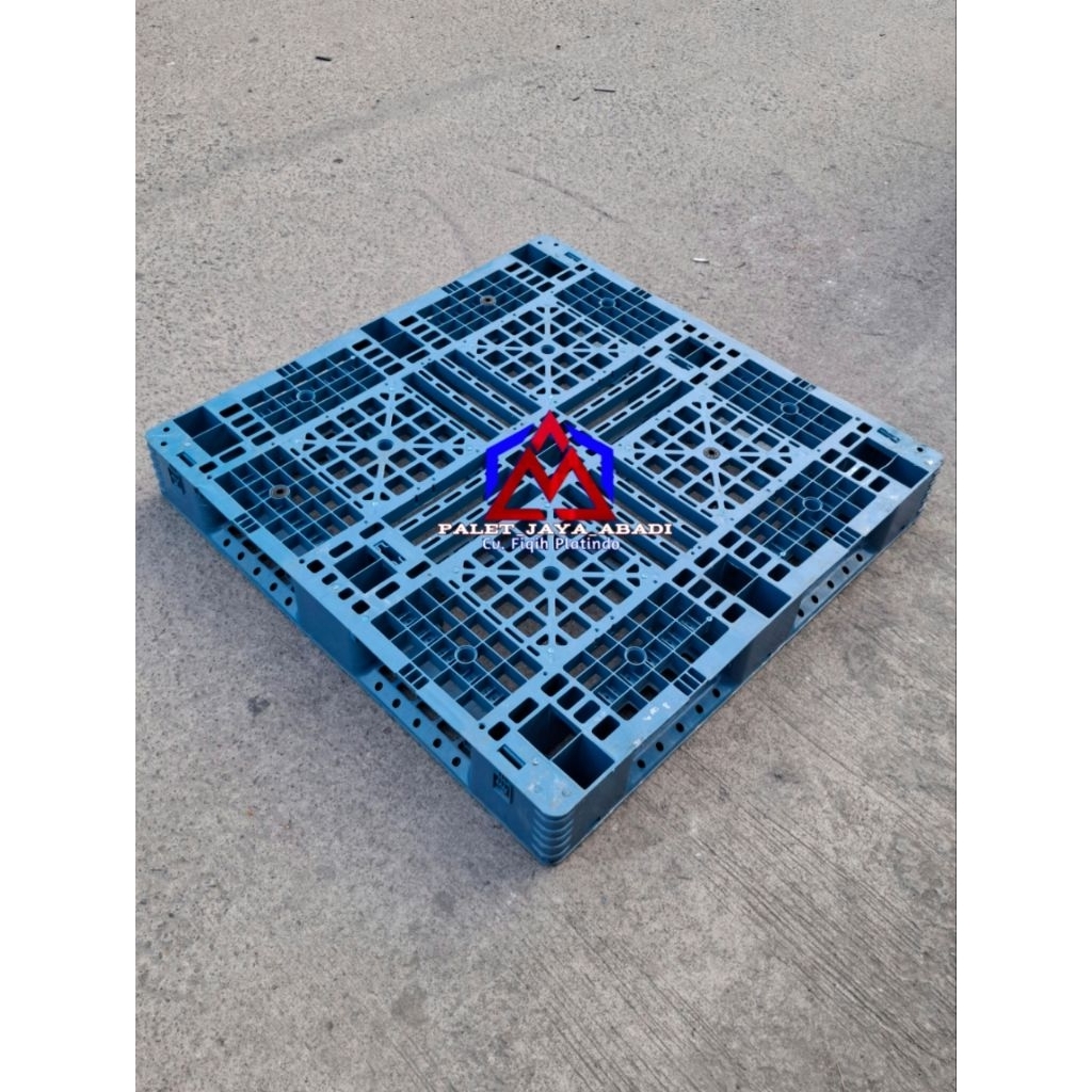 

Palet plastik bekas berkualitas Uk 110x110x15cm