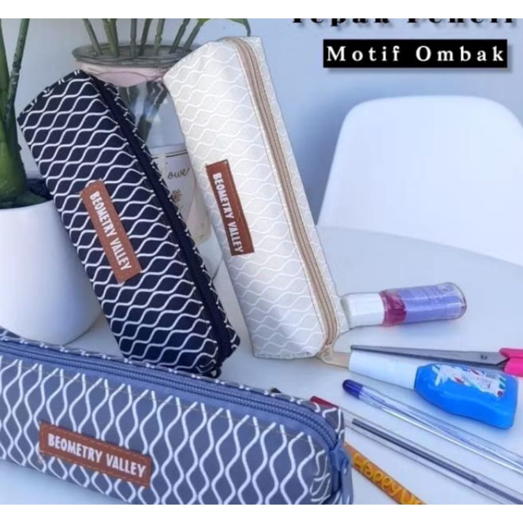 

Tepak Pensil Gelombang/ Tepak Lontong Gelombang