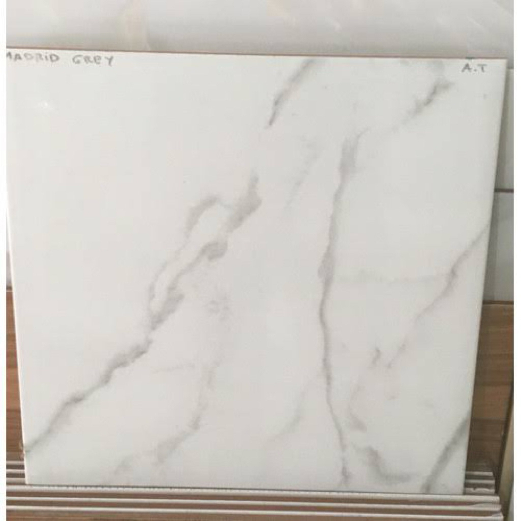 keramik lantai motif marmer 30x30