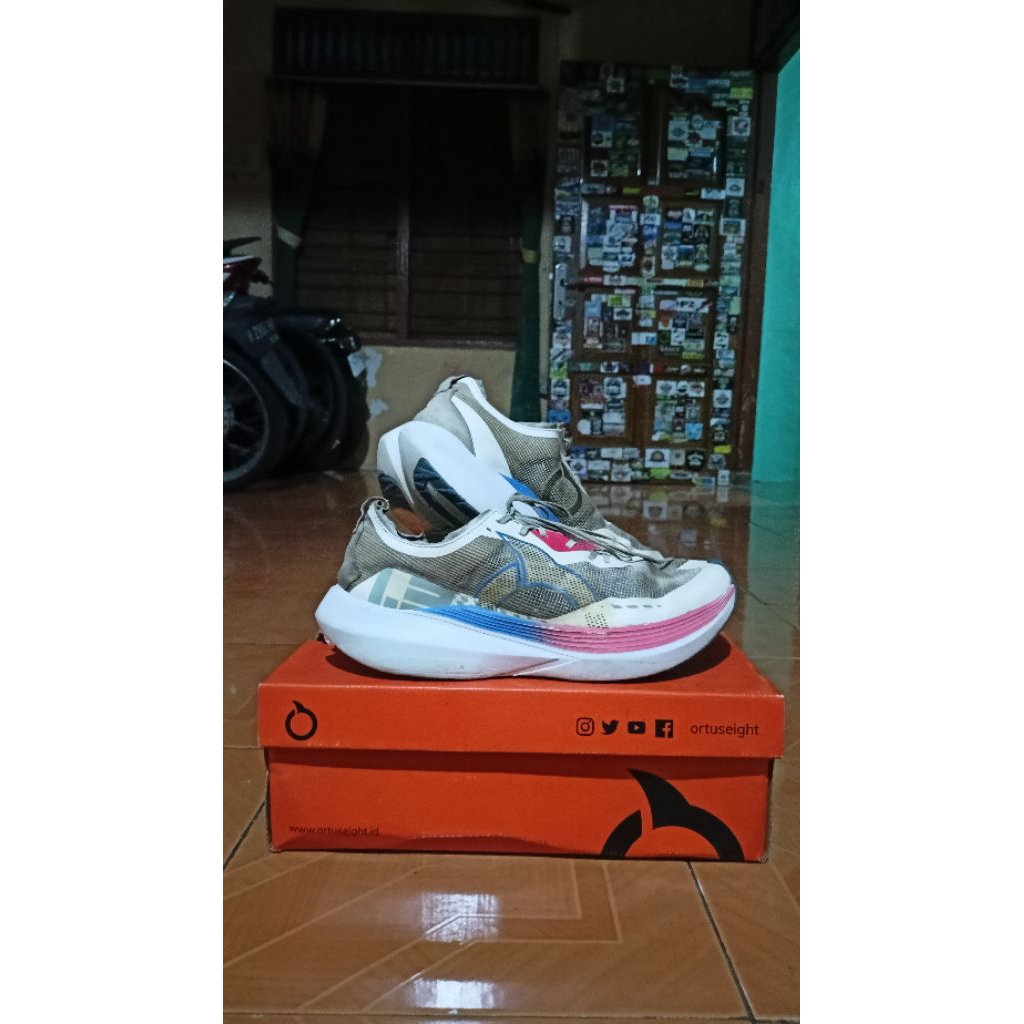 Sepatu Lari / Olahraga Ortuseight Hyperglide 3.0 second