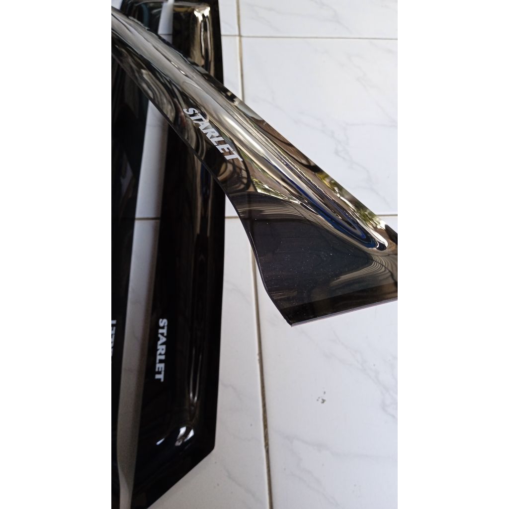 talang air Toyota Starlet 96 Starlet kapsul model standar