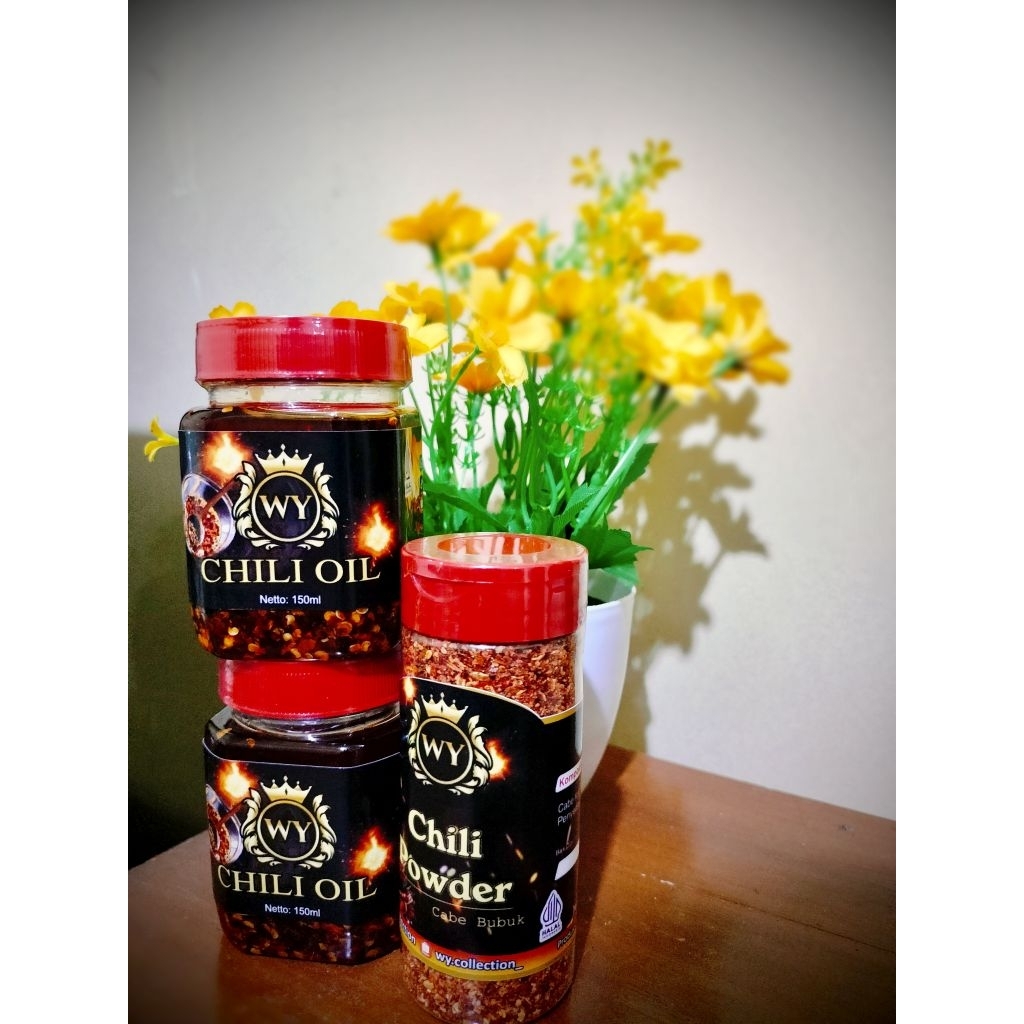 

Paket Bundling,2 botol chili oil ori+1 botol chili powder/produksi wy collection
