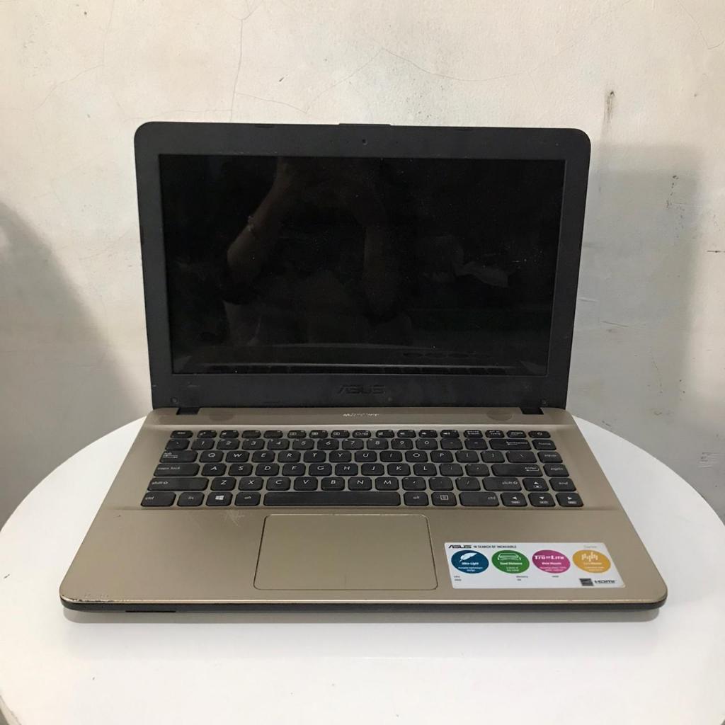 laptop Asus x441UV i3-6006u 4GB/128ssd second