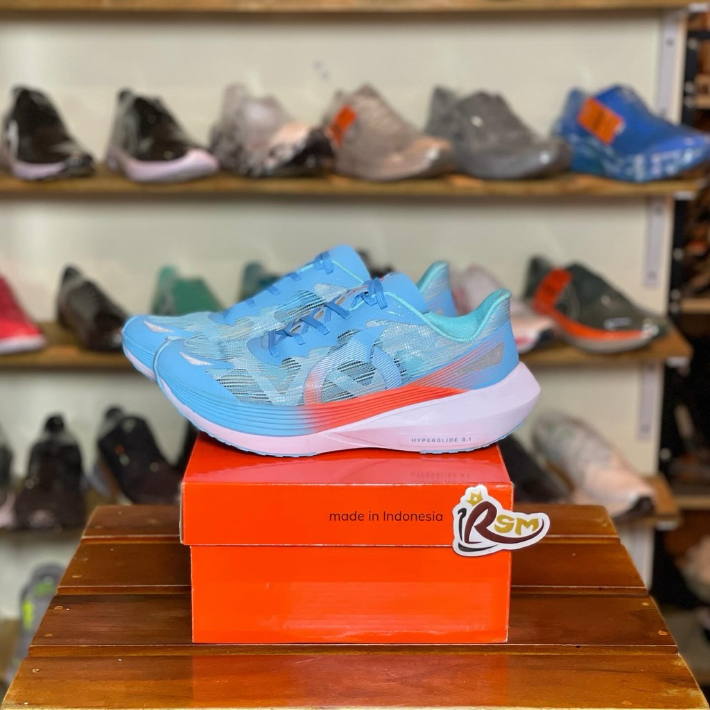 Ortuseight Hyperglide 3.1 Cyan White