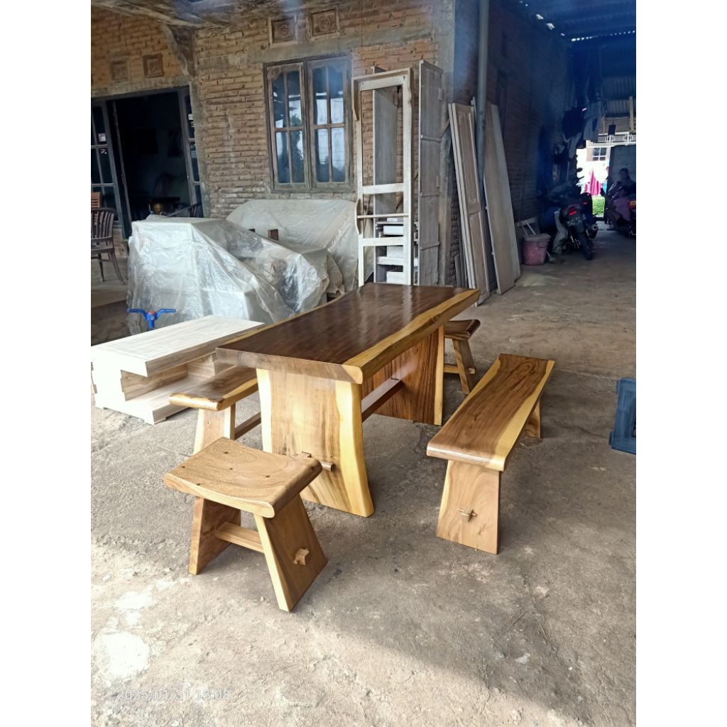 Meja makan sate kayu trembesi meja makan trembesi