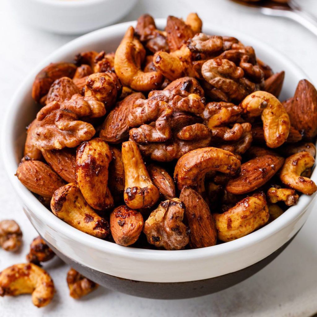 

Kacang mede dan almond Panggang 100 gram