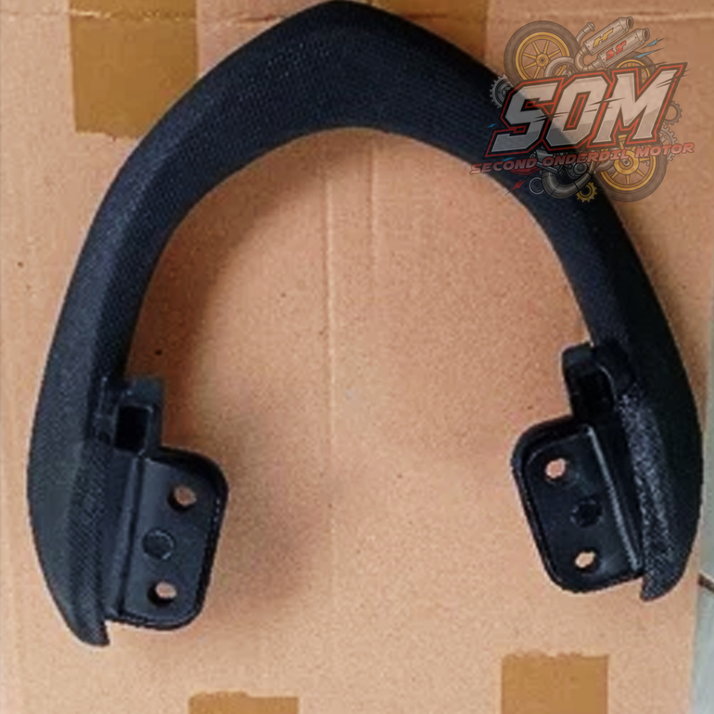 Behel belakang Honda Beat Karbu