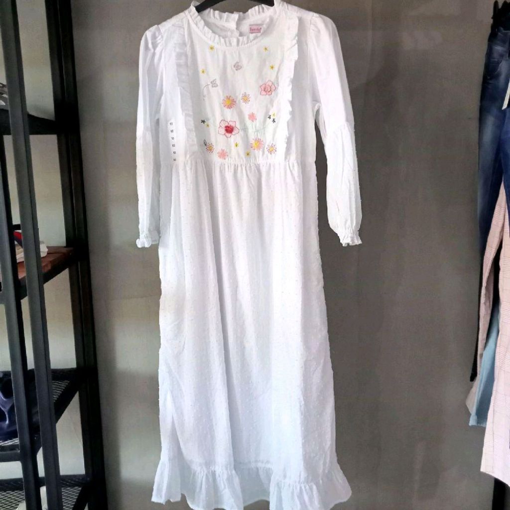 Sweet Miss Eyelet Maxi Dress Anak Perempuan
