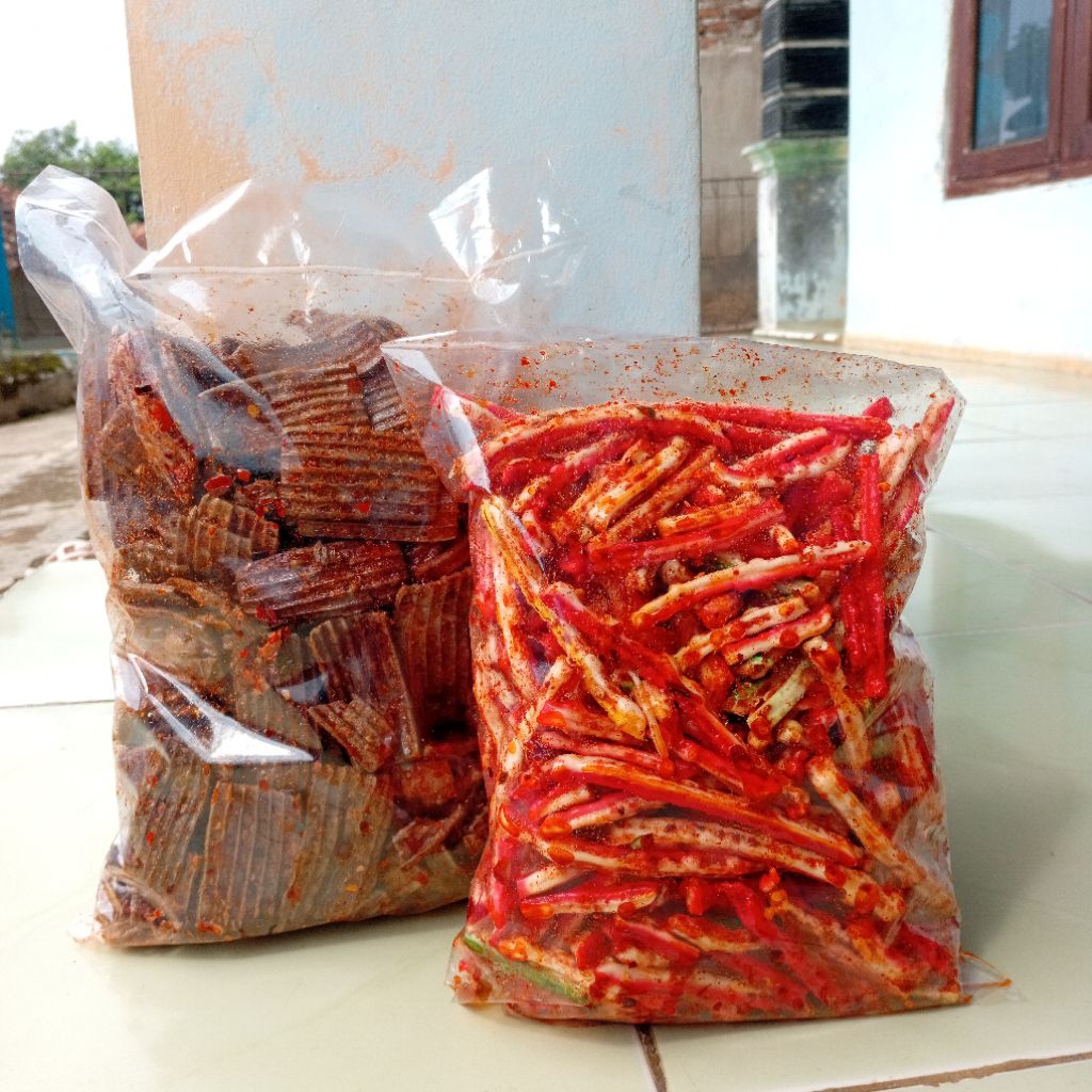 

{bundle} kerupuk jengkol pedas 500gram + kerupuk beton/ jaat 500gram pedas daun jeruk
