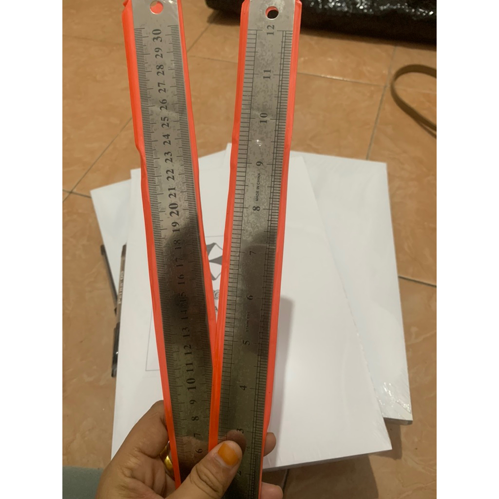 

Penggaris Besi Keren 100%