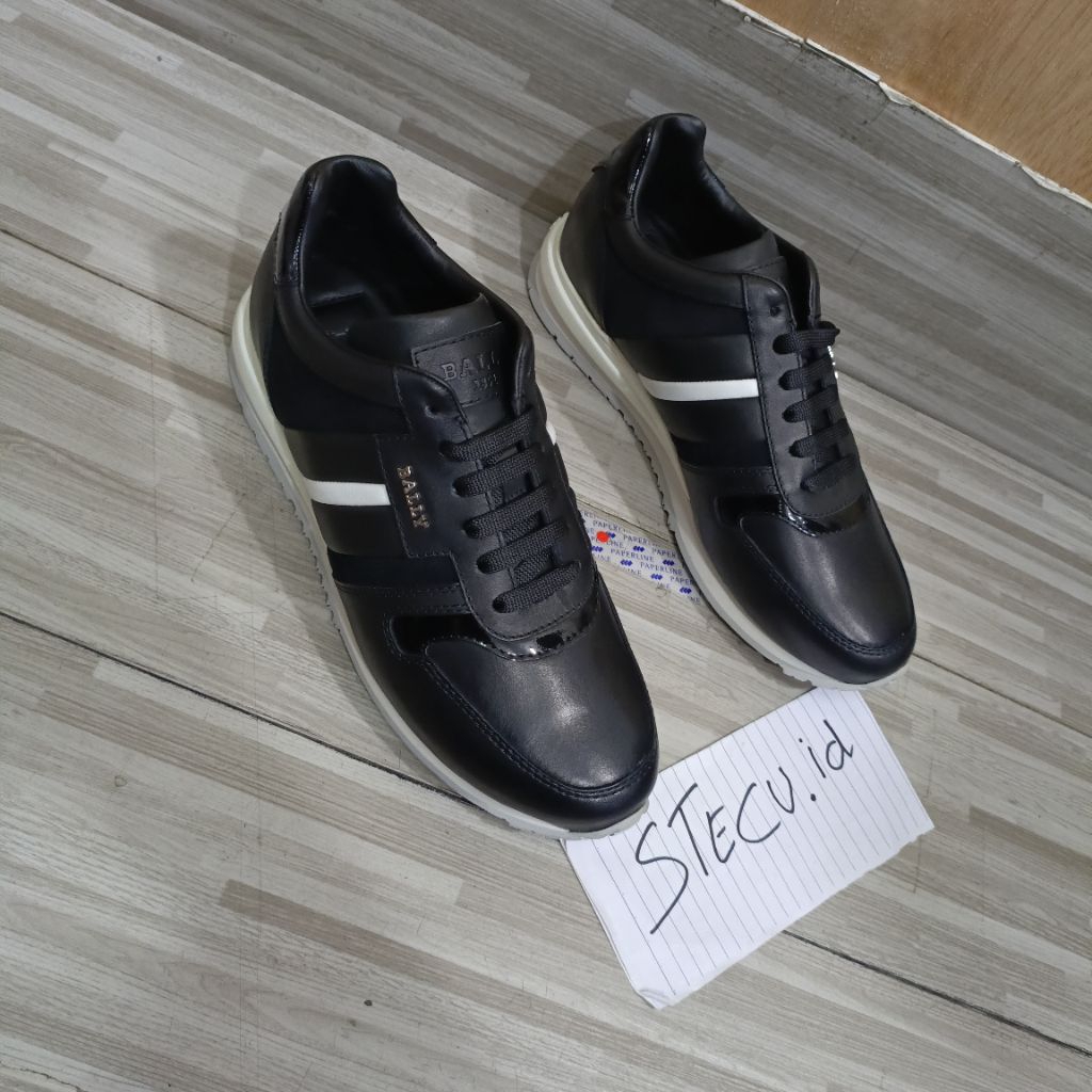 sepatu pria sneaker cowok bally kulit hitam