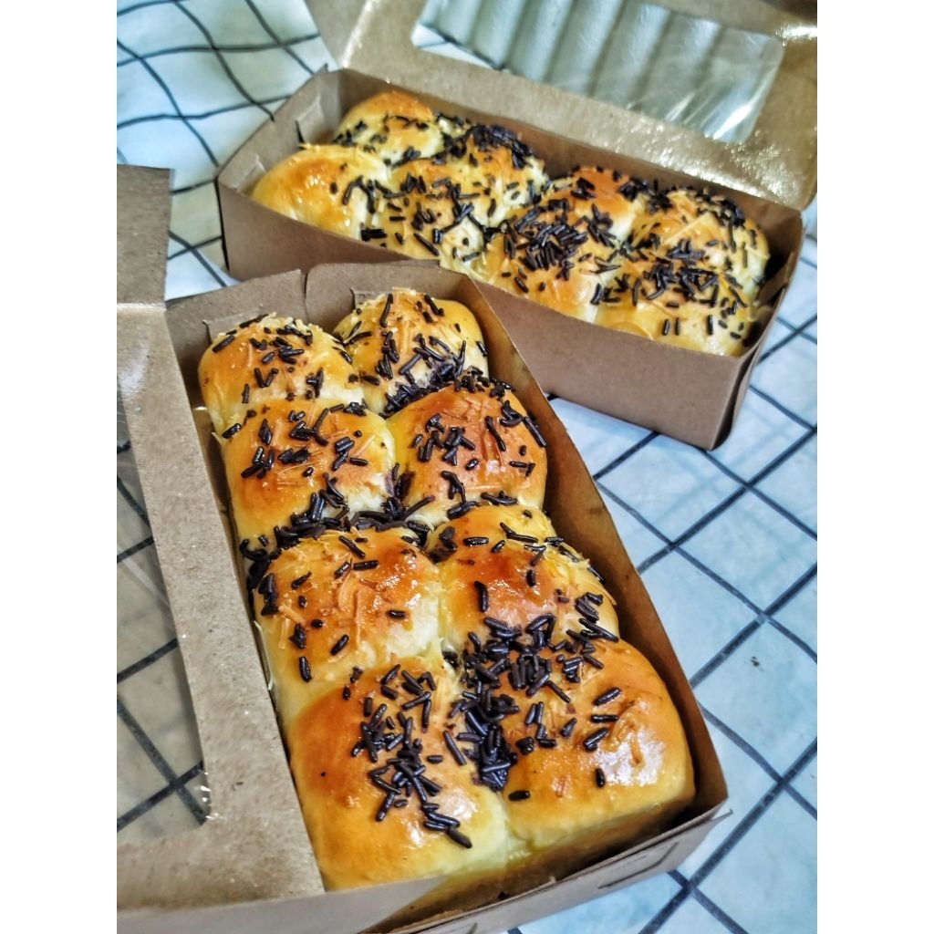 

Roti sobek/roti hajatan