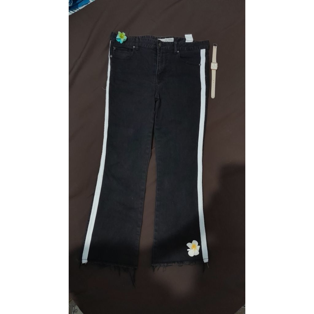 GUESS JEANS, JEANS HITAM (preloved)