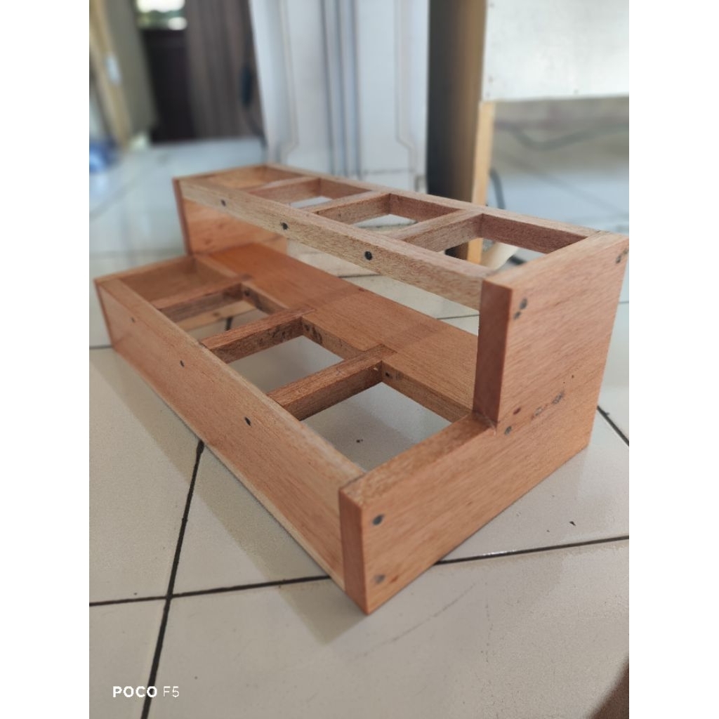 RAK BOTOL MINYAK KAYU RAK BOTOL MINUMAN AESTHETIC RAK KAYU MINIMALIS SERBAGUNA