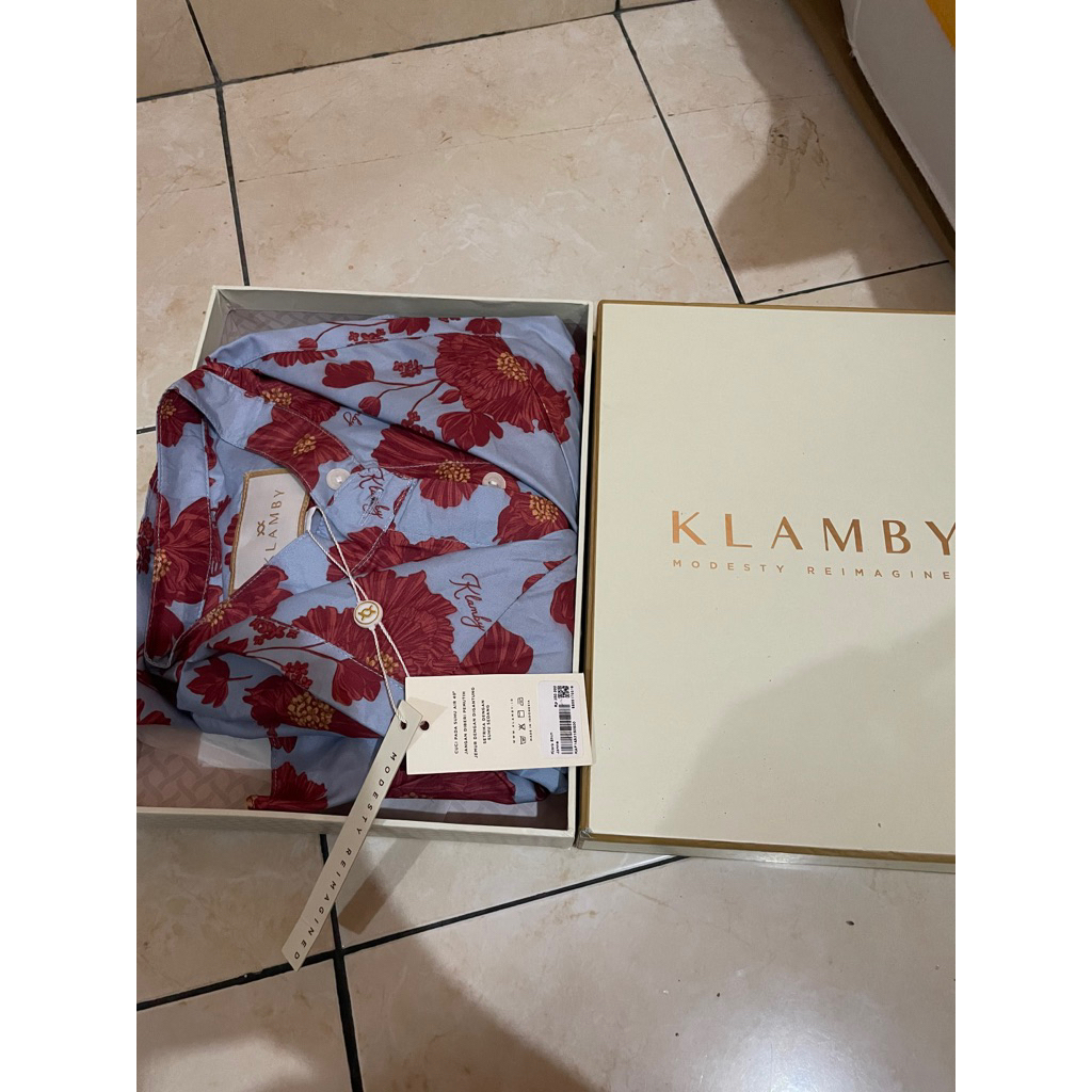 PRELOVED KLAMBY