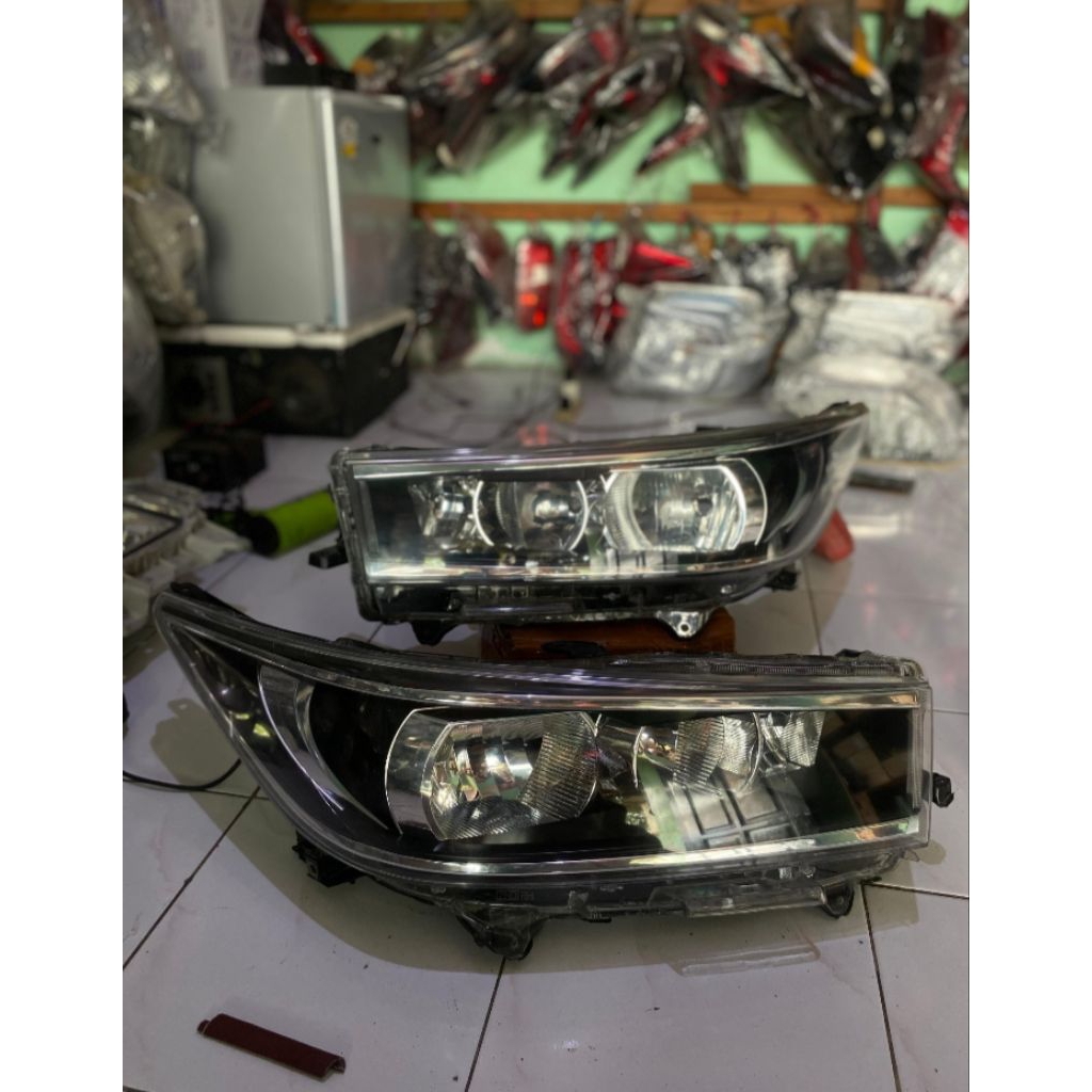 headlamp Innova reborn